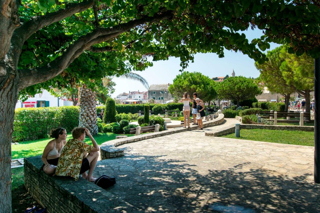 Apartments Dijo Primošten Eksteriør bilde